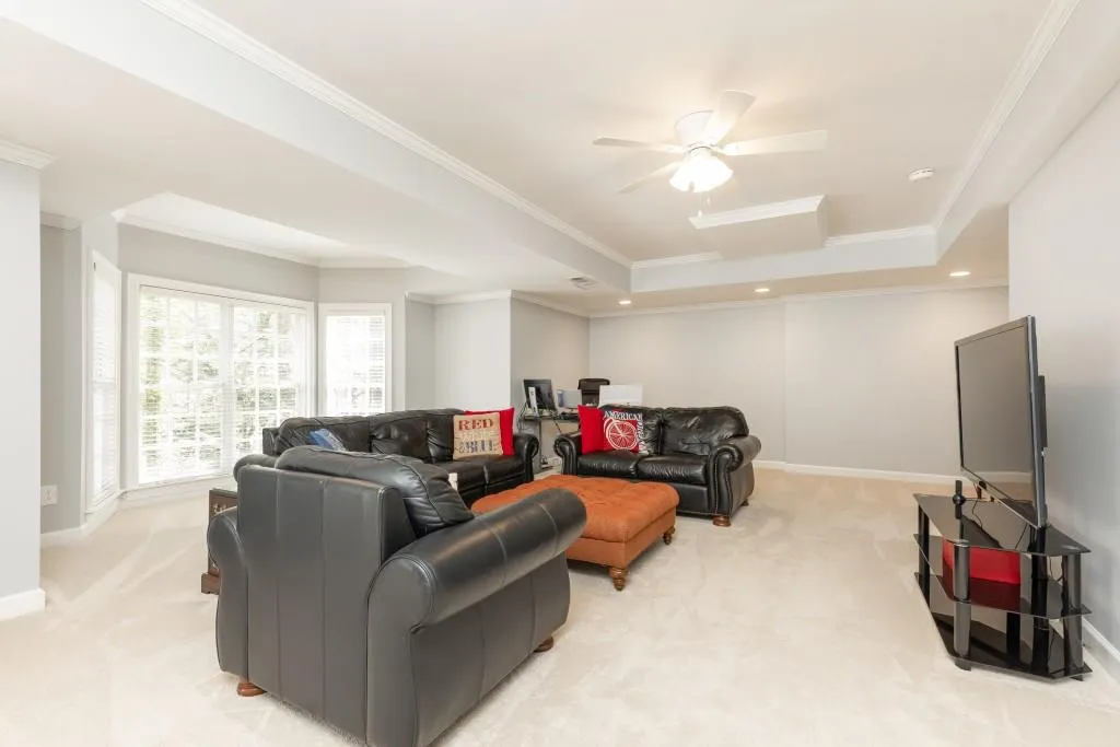 4555 Peachtree Dunwoody Road, Sandy Springs, Georgia 30342, 5 Bedrooms Bedrooms, ,4 BathroomsBathrooms,Residential,Sold,4555 Peachtree Dunwoody Road,7360431