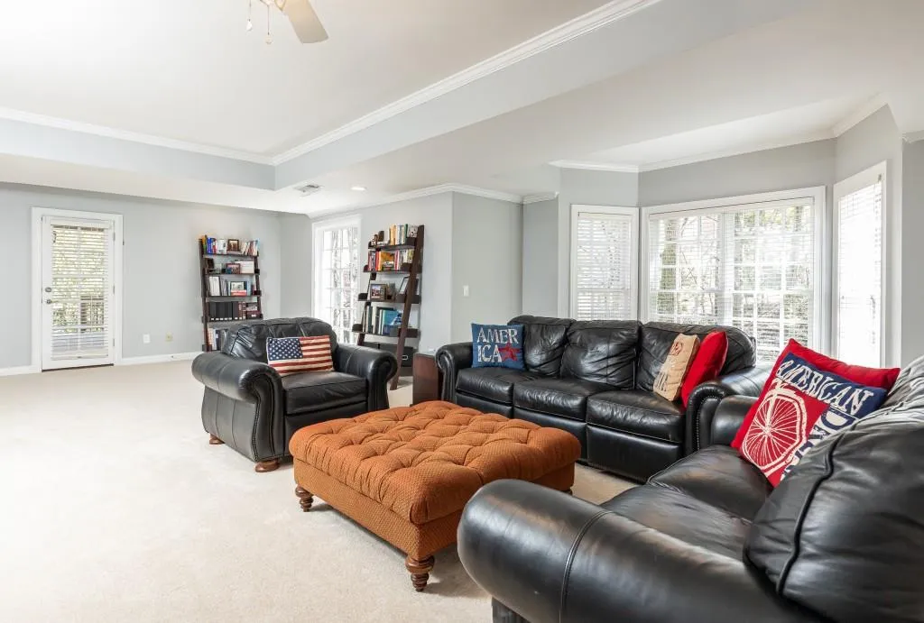 4555 Peachtree Dunwoody Road, Sandy Springs, Georgia 30342, 5 Bedrooms Bedrooms, ,4 BathroomsBathrooms,Residential,Sold,4555 Peachtree Dunwoody Road,7360431