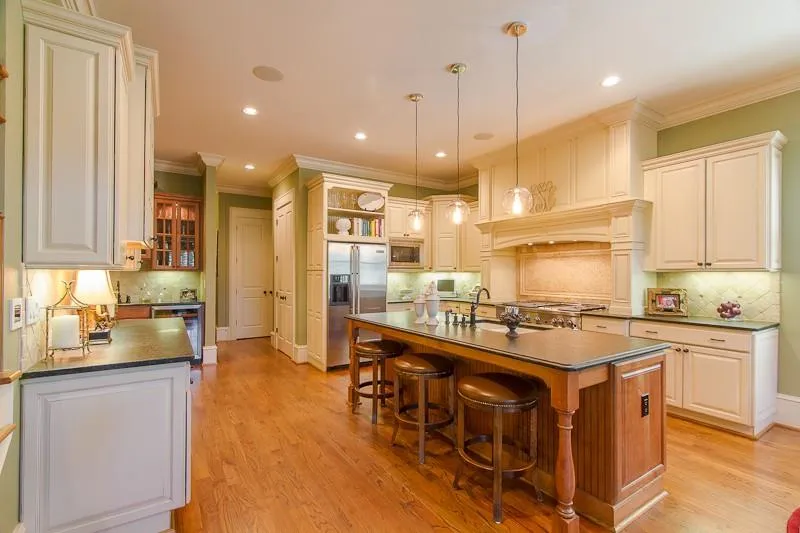 3906 Ivy Road, Atlanta, Georgia 30342, 6 Bedrooms Bedrooms, ,7 BathroomsBathrooms,Residential,Sold,3906 Ivy Road,5605283
