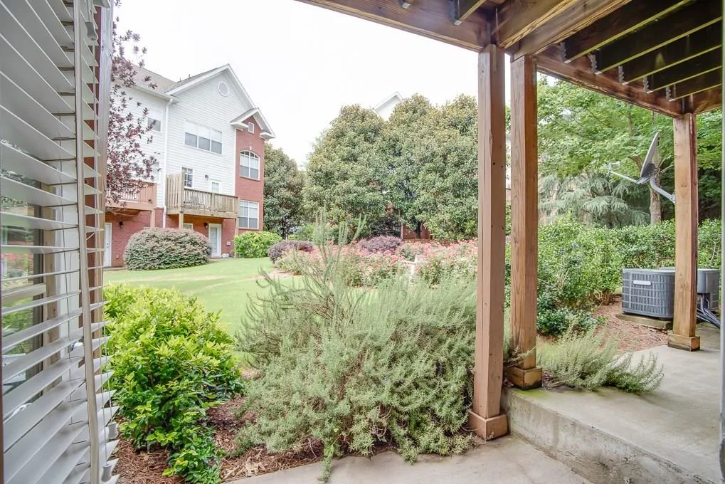 5529 Glenridge Park, Atlanta, Georgia 30342, 2 Bedrooms Bedrooms, ,2 BathroomsBathrooms,Residential,Sold,5529 Glenridge Park,5872770