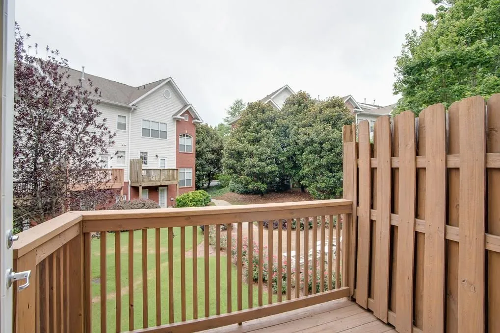 5529 Glenridge Park, Atlanta, Georgia 30342, 2 Bedrooms Bedrooms, ,2 BathroomsBathrooms,Residential,Sold,5529 Glenridge Park,5872770