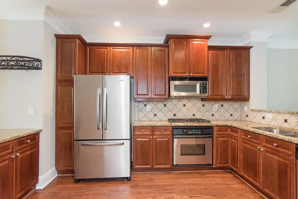 5529 Glenridge Park, Atlanta, Georgia 30342, 2 Bedrooms Bedrooms, ,2 BathroomsBathrooms,Residential,Sold,5529 Glenridge Park,5872770