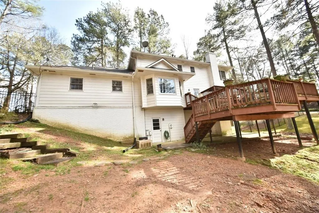 8070 Jett Ferry Road, Atlanta, Georgia 30350, 4 Bedrooms Bedrooms, ,3 BathroomsBathrooms,Residential,Sold,8070 Jett Ferry Road,5903473