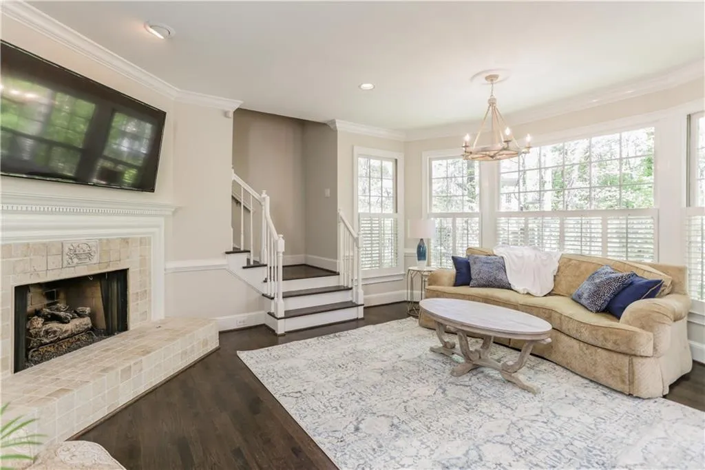 7850 Fawndale Way, Sandy Springs, Georgia 30350, 5 Bedrooms Bedrooms, ,4 BathroomsBathrooms,Residential,Sold,7850 Fawndale Way,6563205