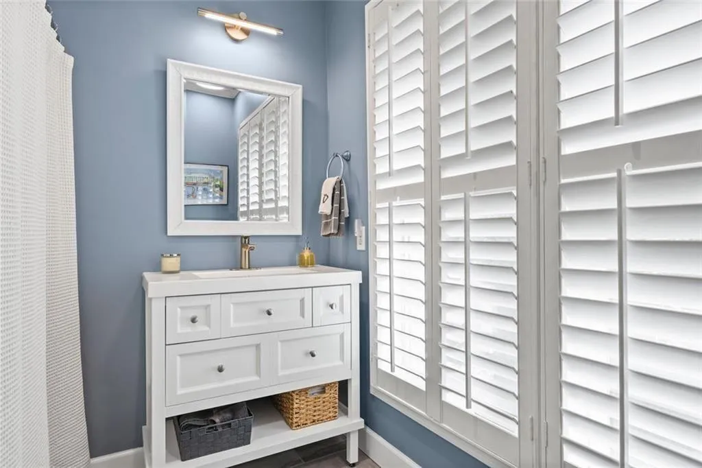 718 Cosmopolitan Drive Ne Unit 1225, Atlanta, Georgia 30324, 3 Bedrooms Bedrooms, ,3 BathroomsBathrooms,Residential,For Sale,718 Cosmopolitan Drive Ne Unit 1225,7650923