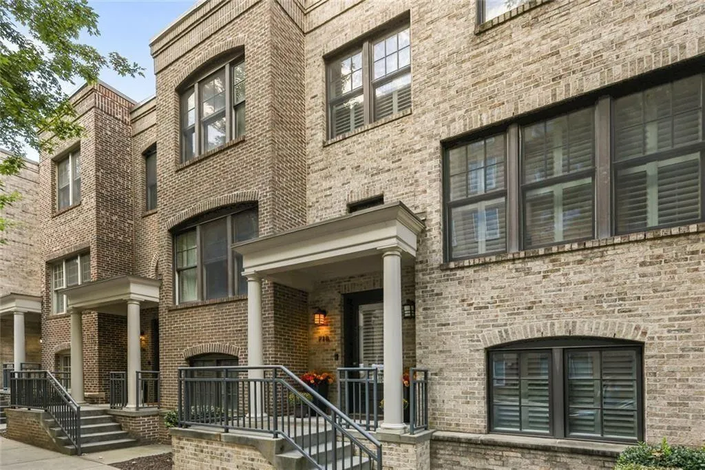 718 Cosmopolitan Drive Ne Unit 1225, Atlanta, Georgia 30324, 3 Bedrooms Bedrooms, 0 ,3 BathroomsBathrooms,Residential,Sold,718 Cosmopolitan Drive Ne Unit 1225,7650923