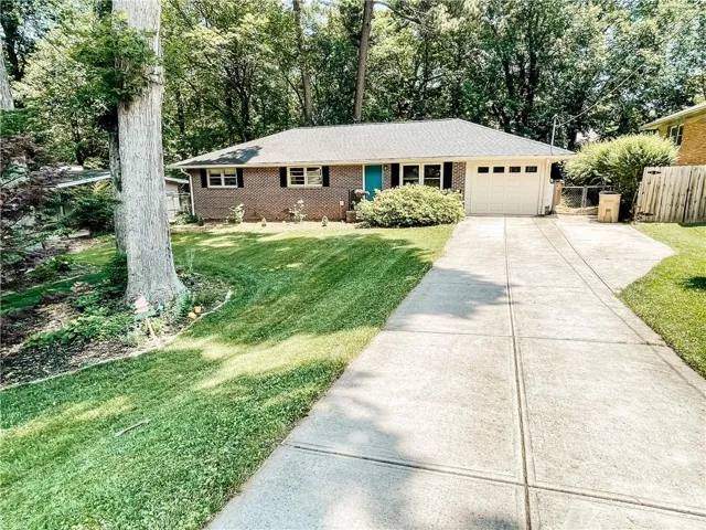 116 Indian Trail, Marietta, Georgia 30068