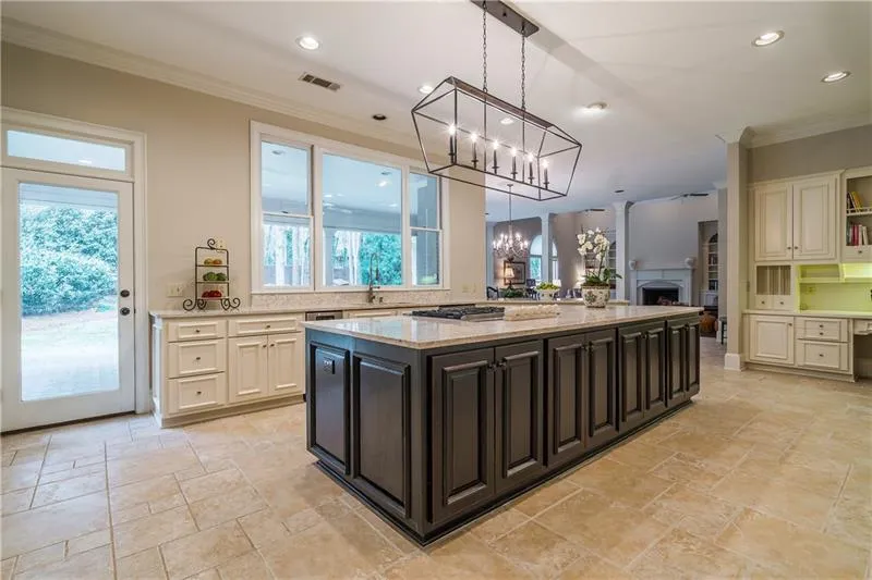 630 Heards Ferry Road, Atlanta, Georgia 30328, 6 Bedrooms Bedrooms, ,6 BathroomsBathrooms,Residential,Sold,630 Heards Ferry Road,6508479