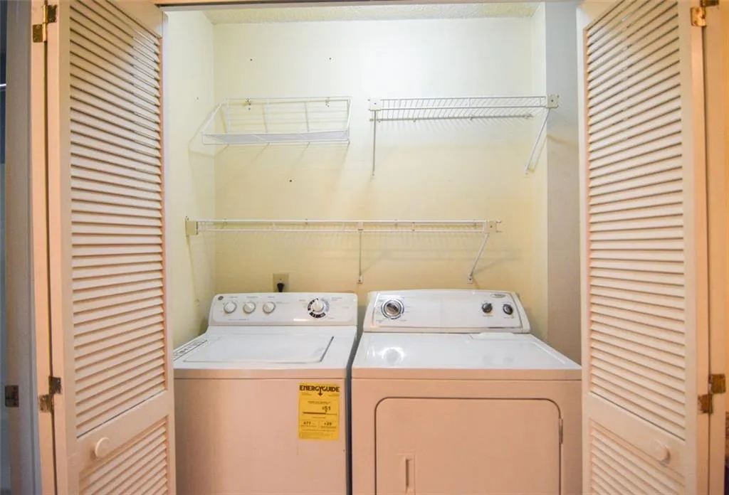 710 Abingdon Way Unit 710, Atlanta, Georgia 30328, 1 Bedroom Bedrooms, ,1 BathroomBathrooms,Residential,Sold,710 Abingdon Way Unit 710,7199118