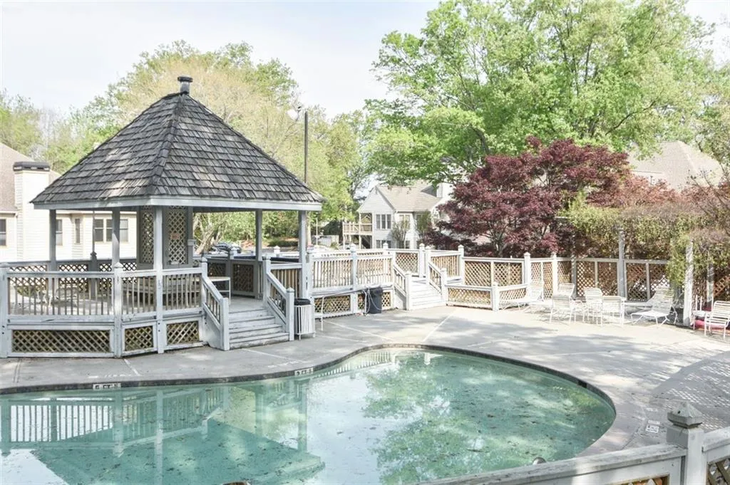 710 Abingdon Way Unit 710, Atlanta, Georgia 30328, 1 Bedroom Bedrooms, ,1 BathroomBathrooms,Residential,Sold,710 Abingdon Way Unit 710,7199118