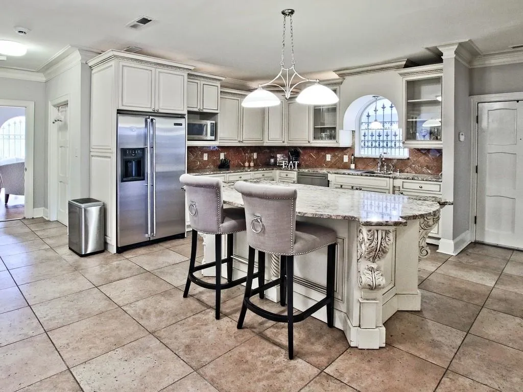 6435 Riverside Drive, Sandy Springs, Georgia 30328, 4 Bedrooms Bedrooms, ,3 BathroomsBathrooms,Residential,Sold,6435 Riverside Drive,6680047