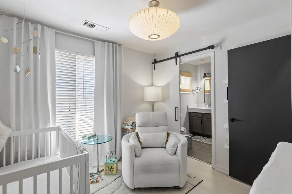 1516 Howell Mill Road Nw Unit 14, Atlanta, Georgia 30318, 2 Bedrooms Bedrooms, ,2 BathroomsBathrooms,Residential,For Sale,1516 Howell Mill Road Nw Unit 14,7607011