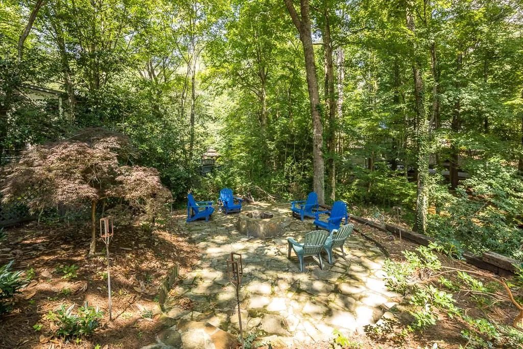 160 Spalding Creek Court, Sandy Springs, Georgia 30350, 5 Bedrooms Bedrooms, ,5 BathroomsBathrooms,Residential,Sold,160 Spalding Creek Court,6060178