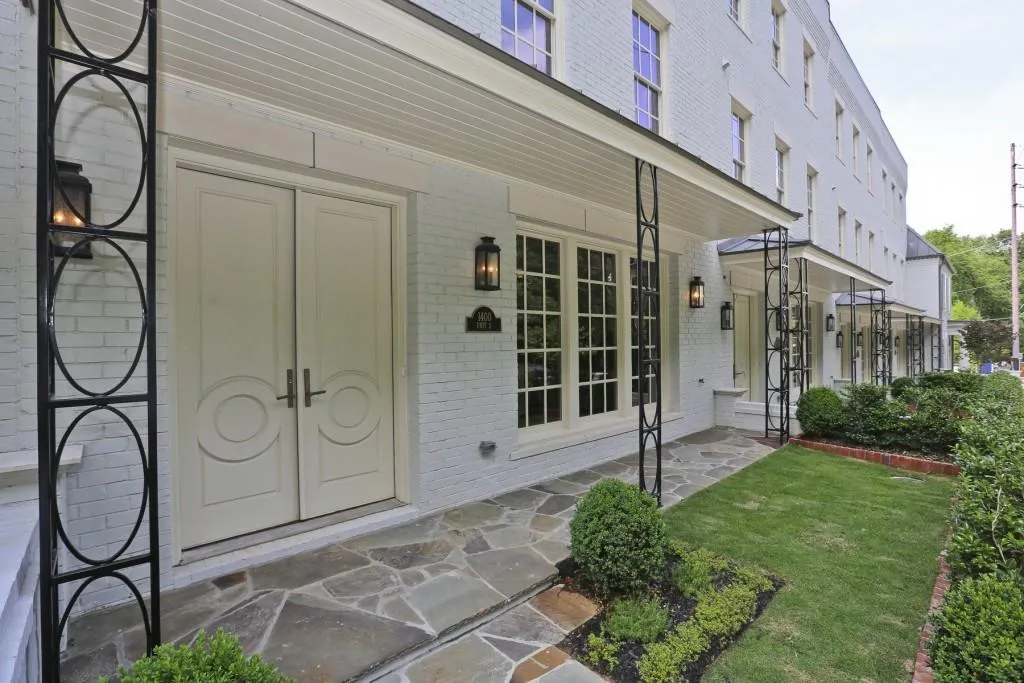 1400 Piedmont Avenue Ne Unit 4, Atlanta, Georgia 30309, 4 Bedrooms Bedrooms, ,4 BathroomsBathrooms,Residential,Sold,1400 Piedmont Avenue Ne Unit 4,5599579