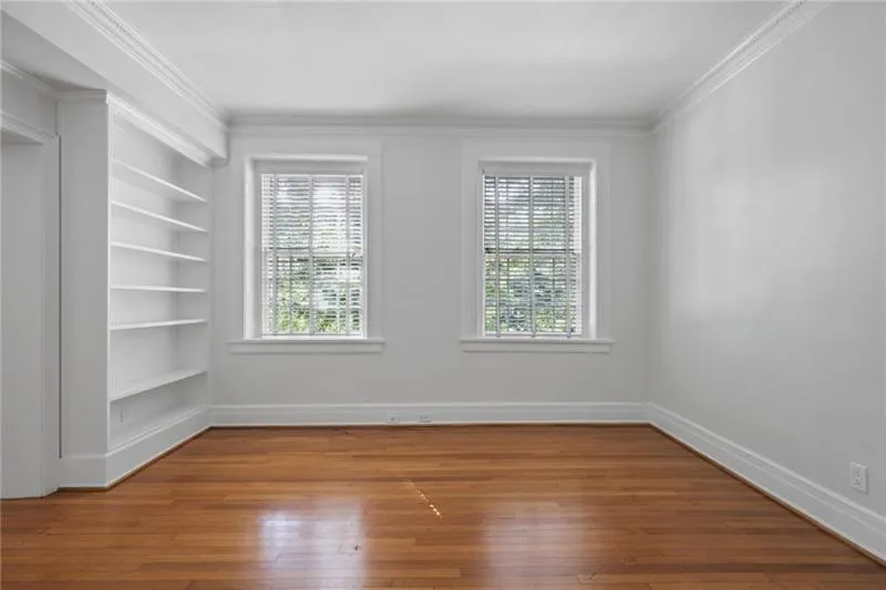 1 S Prado Ne Unit 1, Atlanta, Georgia 30309, 1 Bedroom Bedrooms, ,1 BathroomBathrooms,Residential,For Sale,1 S Prado Ne Unit 1,7682895