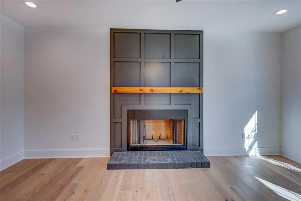 6 Kings Tavern Place, Atlanta, Georgia 30318, 2 Bedrooms Bedrooms, ,2 BathroomsBathrooms,Residential,For Sale,6 Kings Tavern Place,7672425 6 Kings Tavern Place, Atlanta, Georgia 30318, 2 Bedrooms Bedrooms, ,2 BathroomsBathrooms,Residential,For Sale,6 Kings Tavern Place,7672425