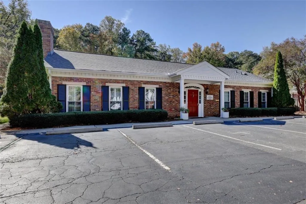 6 Kings Tavern Place, Atlanta, Georgia 30318, 2 Bedrooms Bedrooms, ,2 BathroomsBathrooms,Residential,For Sale,6 Kings Tavern Place,7672425 6 Kings Tavern Place, Atlanta, Georgia 30318, 2 Bedrooms Bedrooms, ,2 BathroomsBathrooms,Residential,For Sale,6 Kings Tavern Place,7672425