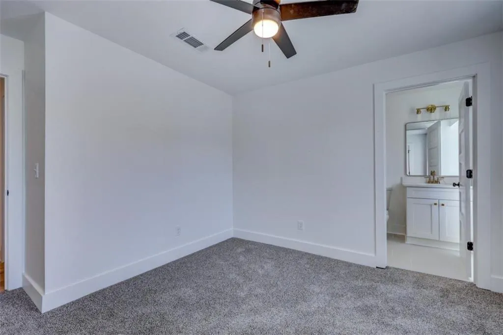 6 Kings Tavern Place, Atlanta, Georgia 30318, 2 Bedrooms Bedrooms, ,2 BathroomsBathrooms,Residential,For Sale,6 Kings Tavern Place,7672425 6 Kings Tavern Place, Atlanta, Georgia 30318, 2 Bedrooms Bedrooms, ,2 BathroomsBathrooms,Residential,For Sale,6 Kings Tavern Place,7672425