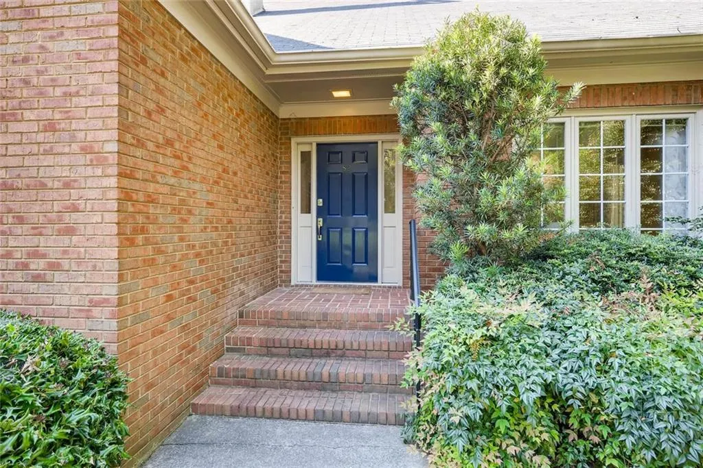 82 Paces West Circle Nw, Atlanta, Georgia 30327, 4 Bedrooms Bedrooms, ,2 BathroomsBathrooms,Residential,Sold,82 Paces West Circle Nw,5913602