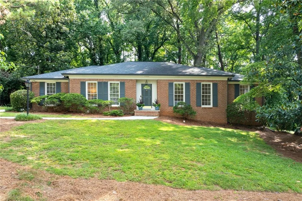 1342 Old Johnson Ferry Road Ne, Brookhaven, Georgia 30319, 3 Bedrooms Bedrooms, ,2 BathroomsBathrooms,Residential,For Sale,1342 Old Johnson Ferry Road Ne,7603988