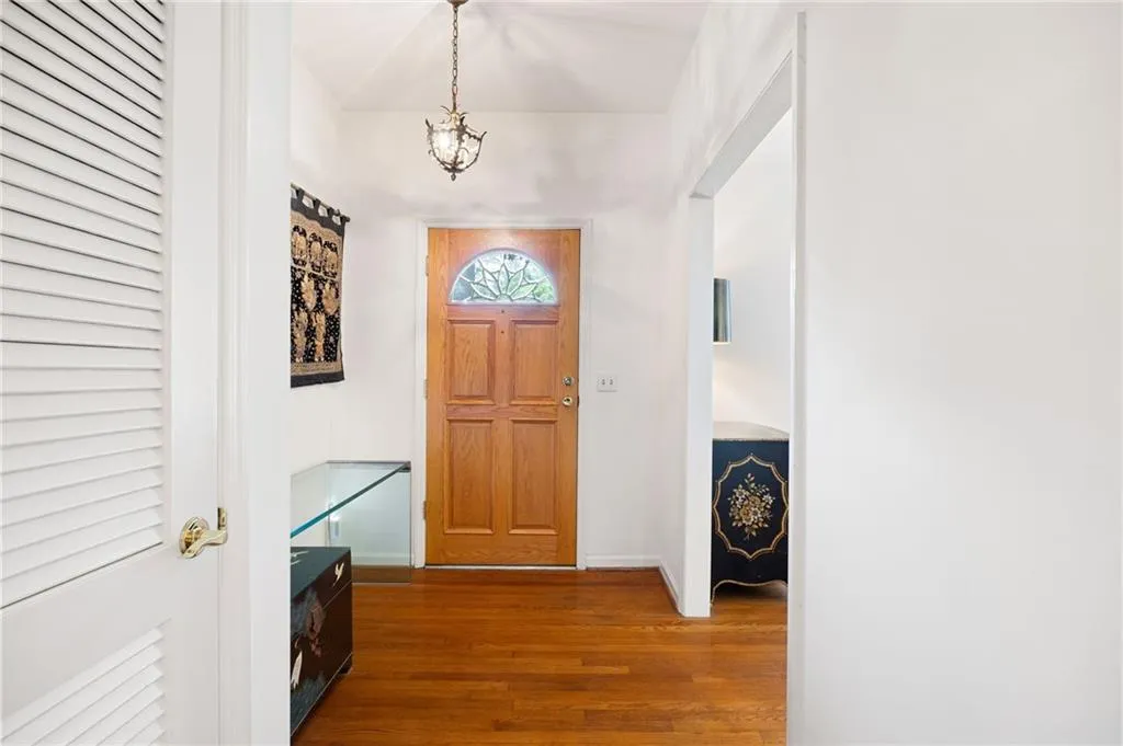 1342 Old Johnson Ferry Road Ne, Brookhaven, Georgia 30319, 3 Bedrooms Bedrooms, ,2 BathroomsBathrooms,Residential,For Sale,1342 Old Johnson Ferry Road Ne,7603988