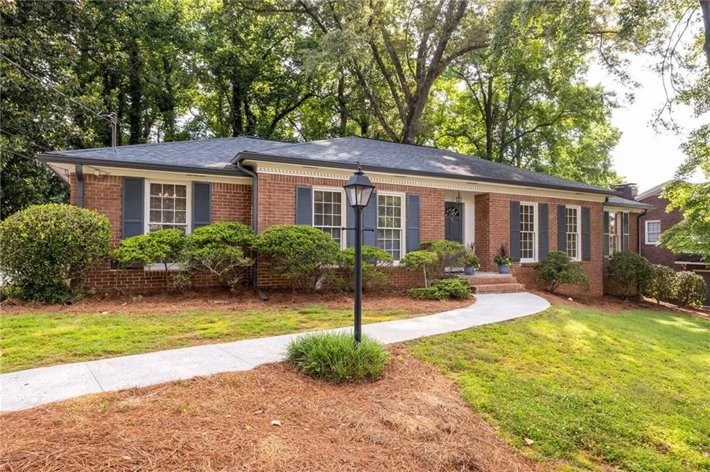 1342 Old Johnson Ferry Road Ne, Brookhaven, Georgia 30319, 3 Bedrooms Bedrooms, ,2 BathroomsBathrooms,Residential,For Sale,1342 Old Johnson Ferry Road Ne,7603988