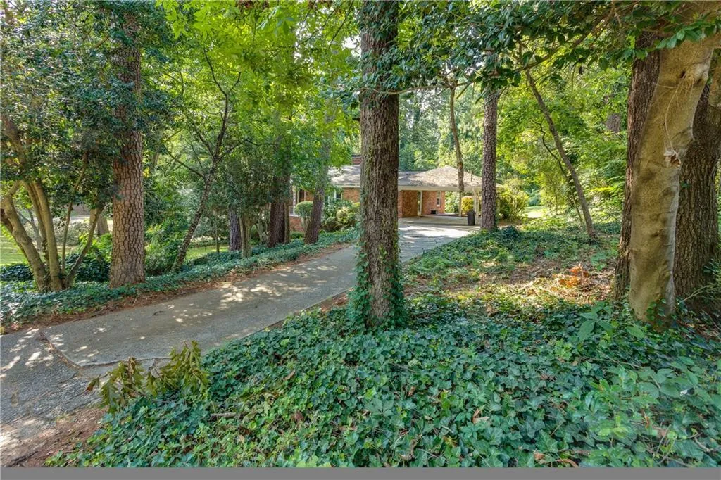 4804 Kitty Hawk Drive, Atlanta, Georgia 30342, 5 Bedrooms Bedrooms, ,3 BathroomsBathrooms,Residential,Sold,4804 Kitty Hawk Drive,5901973