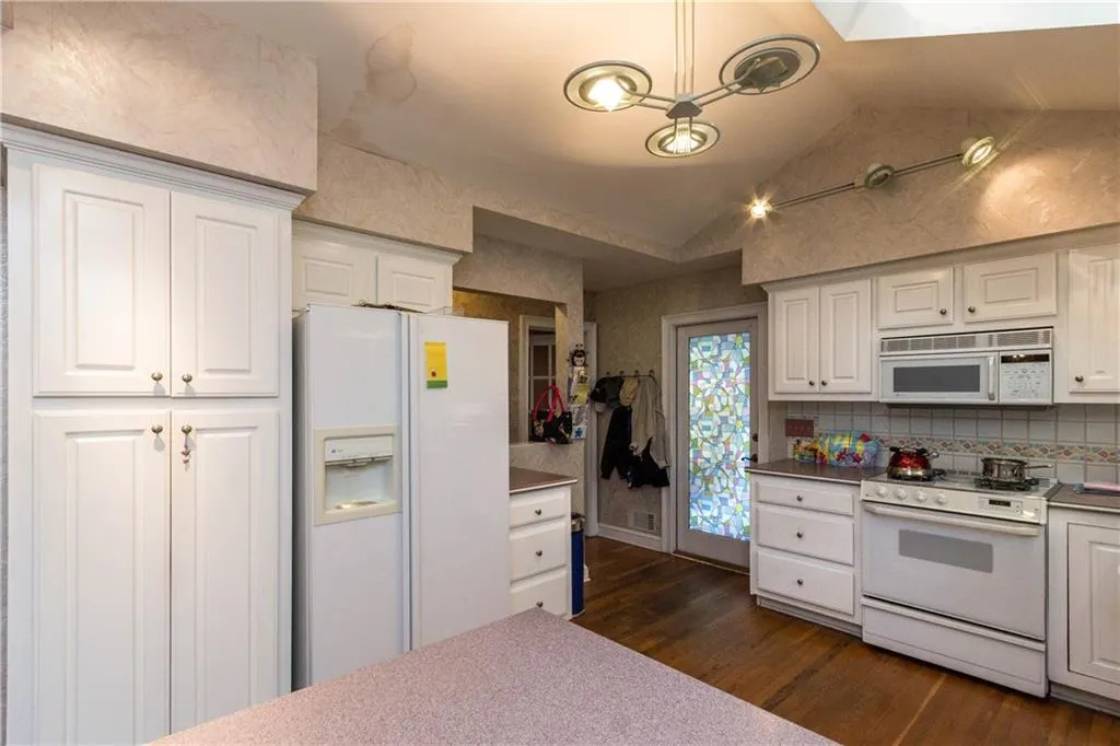 4804 Kitty Hawk Drive, Atlanta, Georgia 30342, 5 Bedrooms Bedrooms, ,3 BathroomsBathrooms,Residential,Sold,4804 Kitty Hawk Drive,5901973