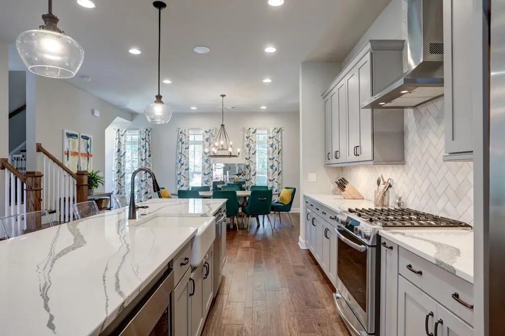 253 Franklin Road, Atlanta, Georgia 30342, 3 Bedrooms Bedrooms, ,3 BathroomsBathrooms,Residential,Sold,253 Franklin Road,6618763