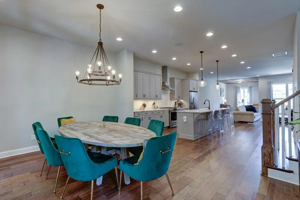 253 Franklin Road, Atlanta, Georgia 30342, 3 Bedrooms Bedrooms, ,3 BathroomsBathrooms,Residential,Sold,253 Franklin Road,6618763