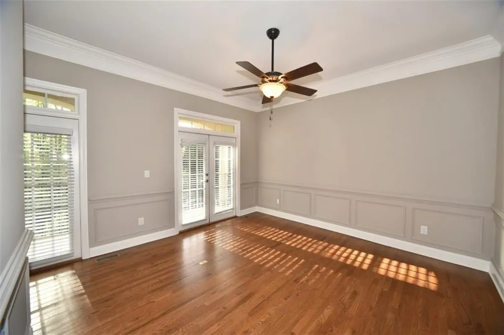 5441 Battery Lane Unit 5441, Atlanta, Georgia 30342, 4 Bedrooms Bedrooms, ,2 BathroomsBathrooms,Residential,Sold,5441 Battery Lane Unit 5441,5673722
