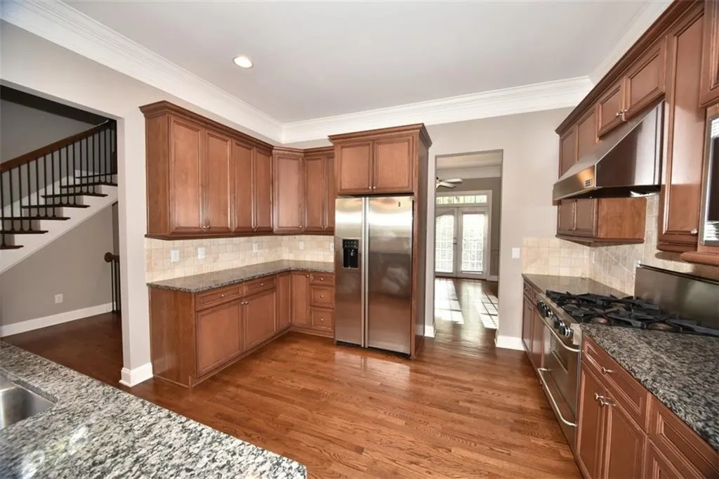 5441 Battery Lane Unit 5441, Atlanta, Georgia 30342, 4 Bedrooms Bedrooms, ,2 BathroomsBathrooms,Residential,Sold,5441 Battery Lane Unit 5441,5673722