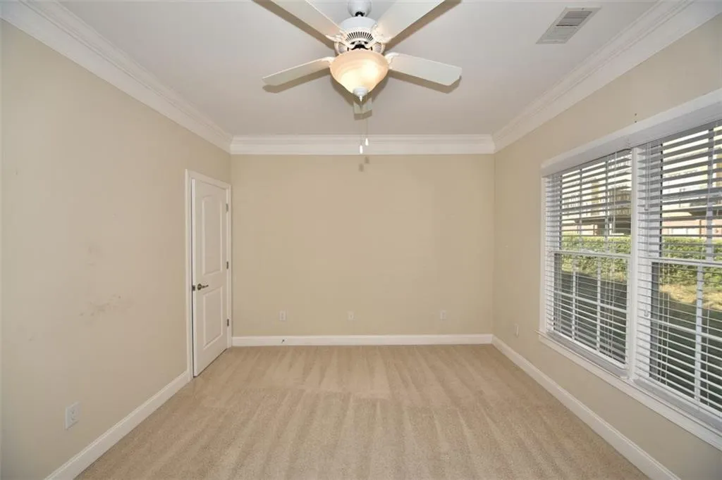 5441 Battery Lane Unit 5441, Atlanta, Georgia 30342, 4 Bedrooms Bedrooms, ,2 BathroomsBathrooms,Residential,Sold,5441 Battery Lane Unit 5441,5673722
