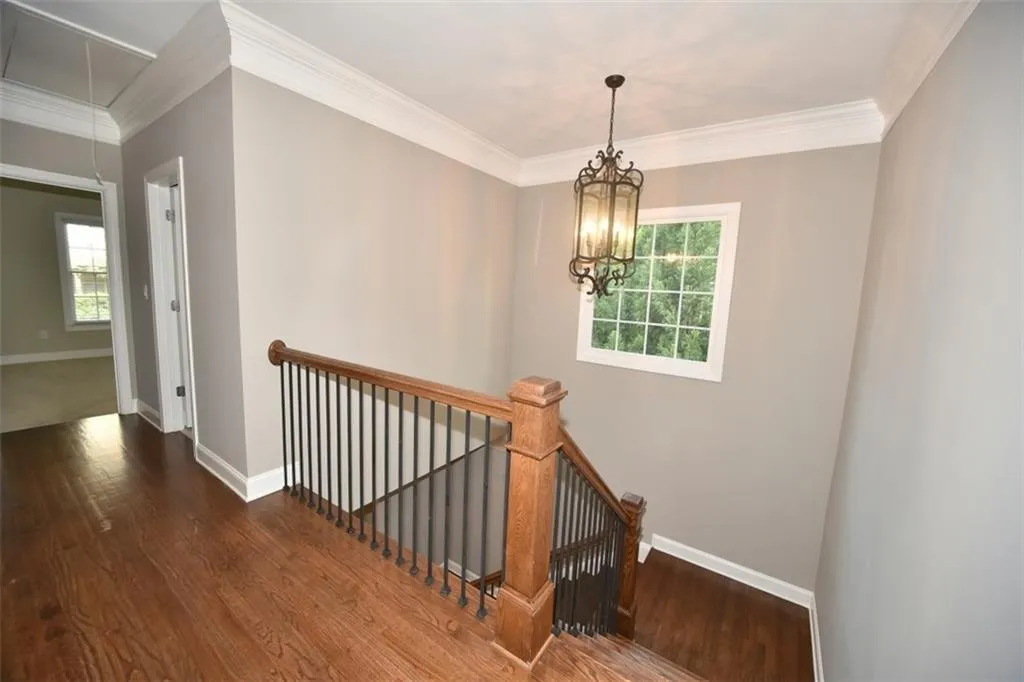 5441 Battery Lane Unit 5441, Atlanta, Georgia 30342, 4 Bedrooms Bedrooms, ,2 BathroomsBathrooms,Residential,Sold,5441 Battery Lane Unit 5441,5673722