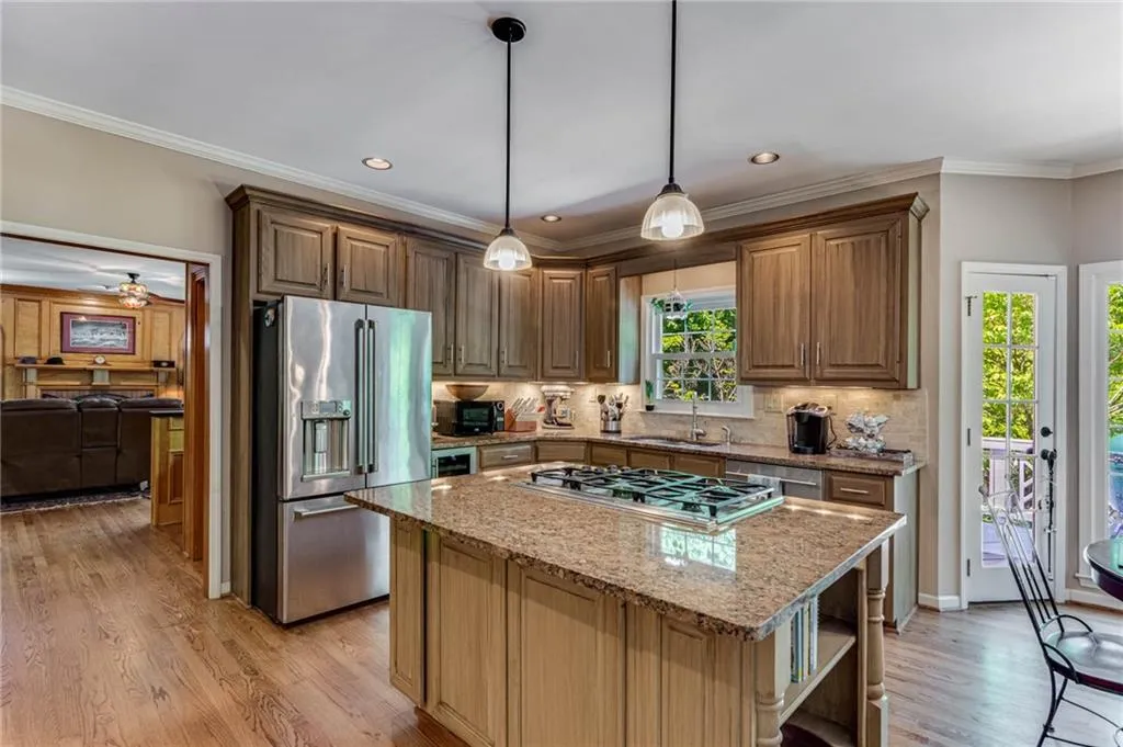 540 Vinington Court, Sandy Springs, Georgia 30350, 5 Bedrooms Bedrooms, ,4 BathroomsBathrooms,Residential,Sold,540 Vinington Court,7052410