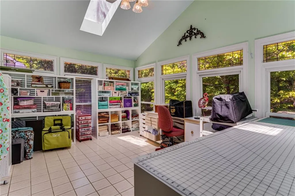540 Vinington Court, Sandy Springs, Georgia 30350, 5 Bedrooms Bedrooms, ,4 BathroomsBathrooms,Residential,Sold,540 Vinington Court,7052410