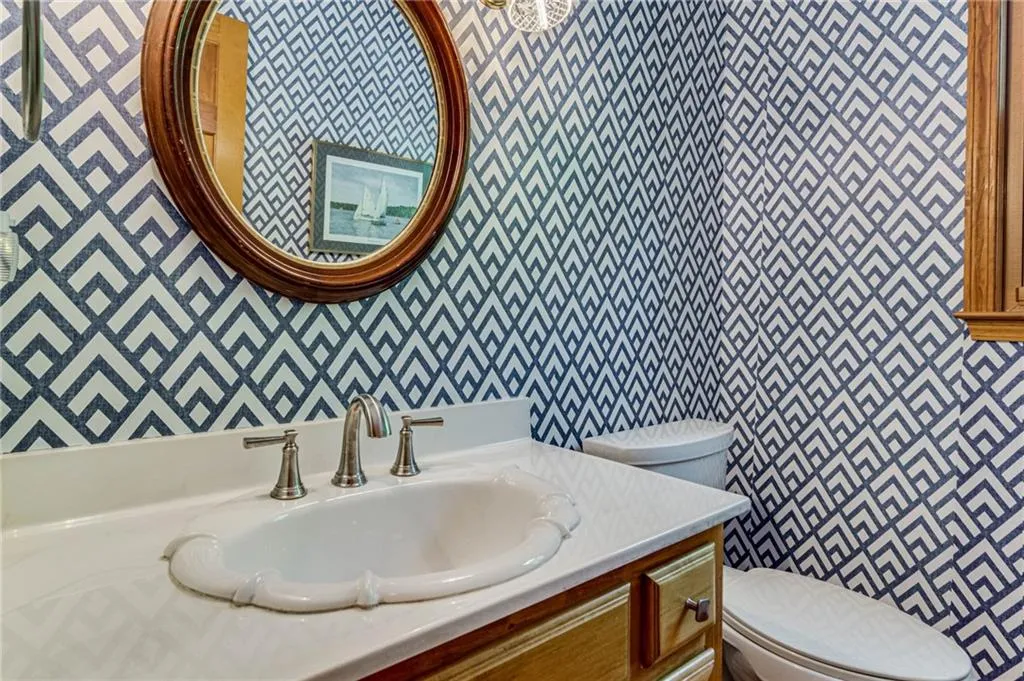 540 Vinington Court, Sandy Springs, Georgia 30350, 5 Bedrooms Bedrooms, ,4 BathroomsBathrooms,Residential,Sold,540 Vinington Court,7052410