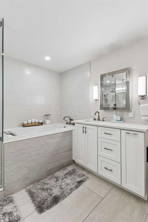 700 Park Regency Place Ne Unit 1604, Atlanta, Georgia 30326, 2 Bedrooms Bedrooms, 0 ,2 BathroomsBathrooms,Residential,For Sale,700 Park Regency Place Ne Unit 1604,7834723