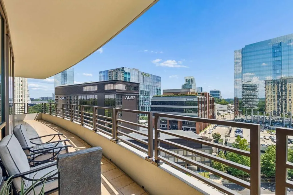 700 Park Regency Place Ne Unit 1604, Atlanta, Georgia 30326, 2 Bedrooms Bedrooms, 0 ,2 BathroomsBathrooms,Residential,For Sale,700 Park Regency Place Ne Unit 1604,7834723