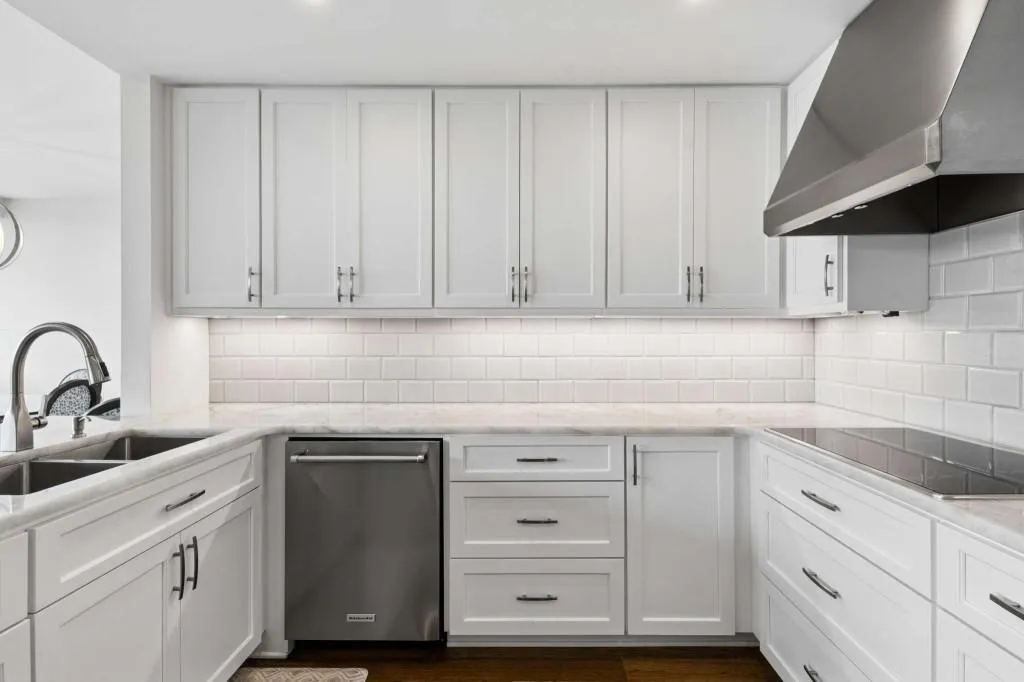 700 Park Regency Place Ne Unit 1604, Atlanta, Georgia 30326, 2 Bedrooms Bedrooms, 0 ,2 BathroomsBathrooms,Residential,For Sale,700 Park Regency Place Ne Unit 1604,7834723