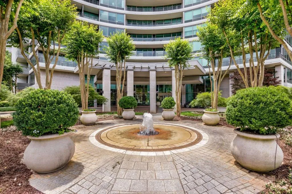 700 Park Regency Place Ne Unit 1604, Atlanta, Georgia 30326, 2 Bedrooms Bedrooms, 0 ,2 BathroomsBathrooms,Residential,For Sale,700 Park Regency Place Ne Unit 1604,7834723