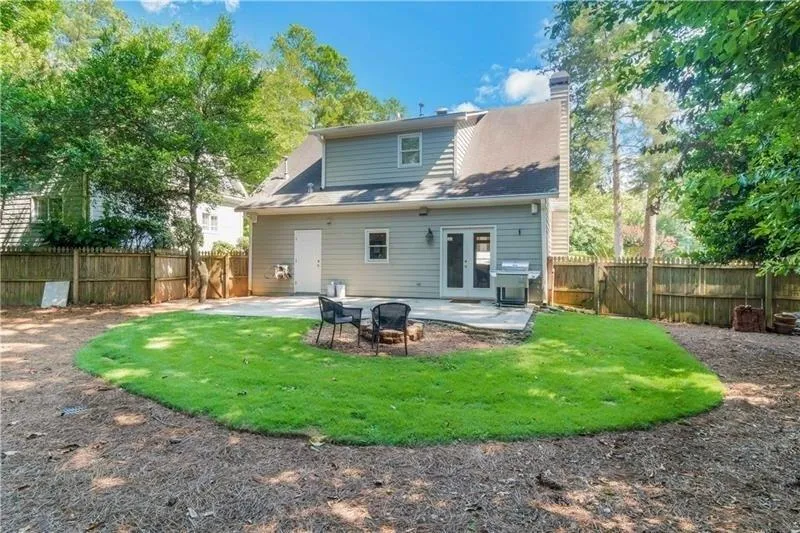 396 Carolwood Lane, Atlanta, Georgia 30342, 3 Bedrooms Bedrooms, ,2 BathroomsBathrooms,Residential,Sold,396 Carolwood Lane,6044505