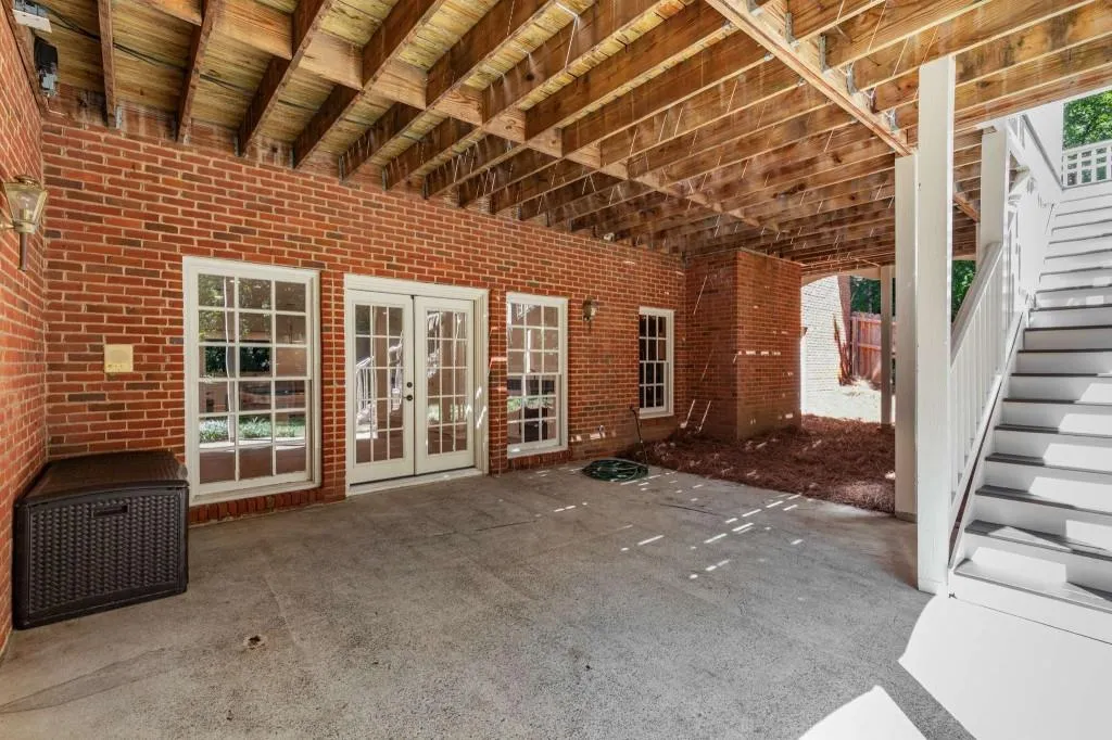 1382 Wesley Circle Nw, Atlanta, Georgia 30327, 6 Bedrooms Bedrooms, ,5 BathroomsBathrooms,Residential,For Sale,1382 Wesley Circle Nw,7646507