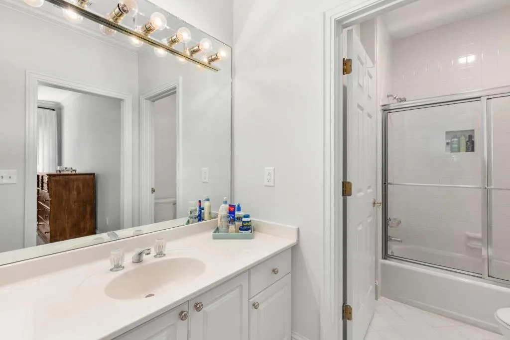1382 Wesley Circle Nw, Atlanta, Georgia 30327, 6 Bedrooms Bedrooms, ,5 BathroomsBathrooms,Residential,For Sale,1382 Wesley Circle Nw,7646507