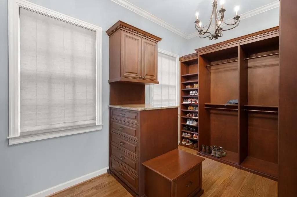 1382 Wesley Circle Nw, Atlanta, Georgia 30327, 6 Bedrooms Bedrooms, ,5 BathroomsBathrooms,Residential,For Sale,1382 Wesley Circle Nw,7646507