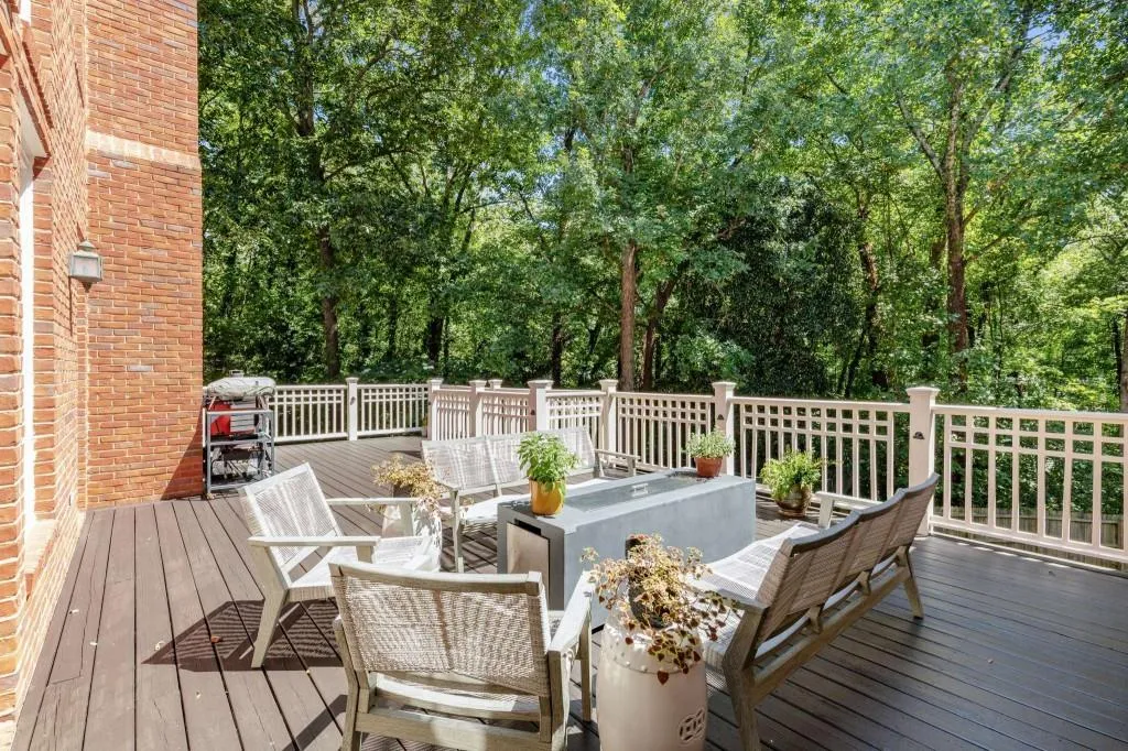 1382 Wesley Circle Nw, Atlanta, Georgia 30327, 6 Bedrooms Bedrooms, ,5 BathroomsBathrooms,Residential,For Sale,1382 Wesley Circle Nw,7646507
