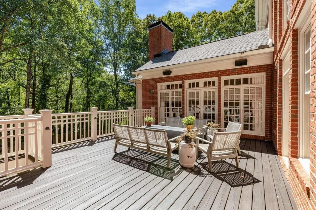 1382 Wesley Circle Nw, Atlanta, Georgia 30327, 6 Bedrooms Bedrooms, ,5 BathroomsBathrooms,Residential,For Sale,1382 Wesley Circle Nw,7646507