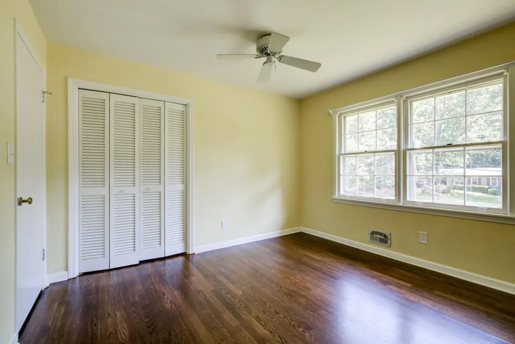 165 Devonwood Drive, Sandy Springs, Georgia 30328, 4 Bedrooms Bedrooms, ,3 BathroomsBathrooms,Residential,Sold,165 Devonwood Drive,6013714