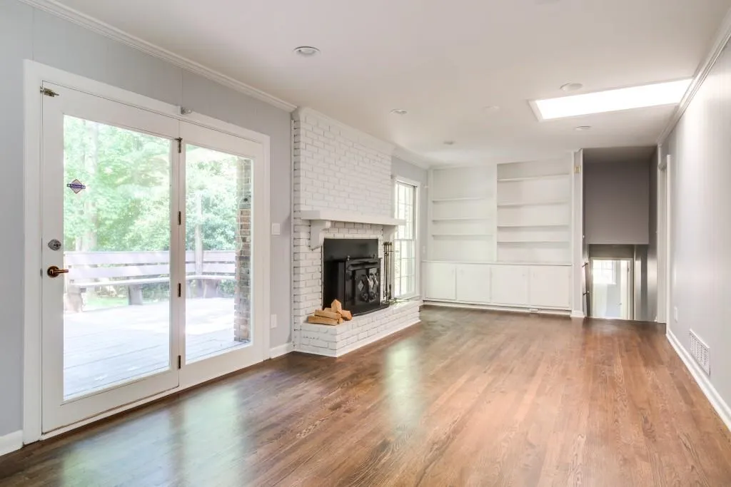 165 Devonwood Drive, Sandy Springs, Georgia 30328, 4 Bedrooms Bedrooms, ,3 BathroomsBathrooms,Residential,Sold,165 Devonwood Drive,6013714