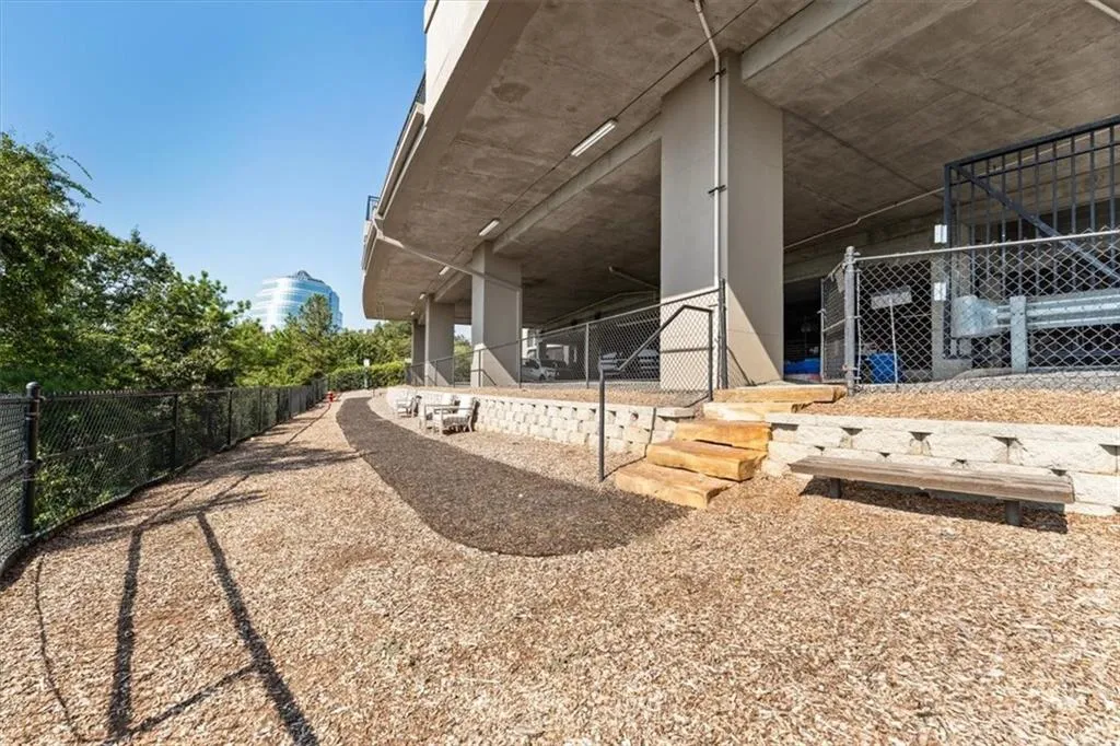 Wood chip pet park